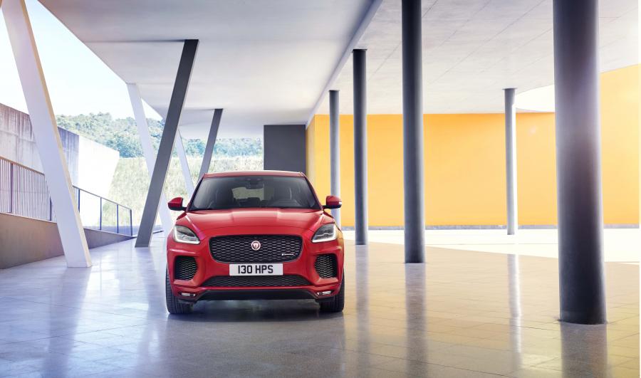  Jaguar E-Pace R-Dynamic First Edition 2017 года  (WW) (фото 23 из 49)